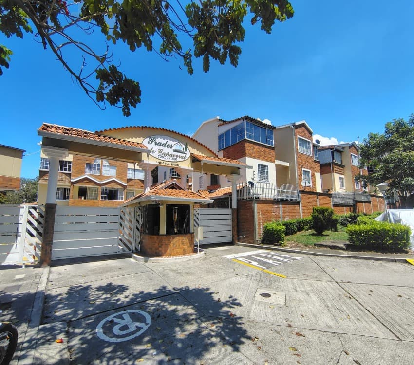 CASA en ARRIENDO en CAÑAVERAL