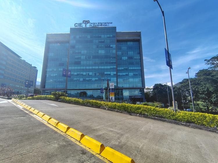 LOCAL en ARRIENDO en VEREDA MENZULLY