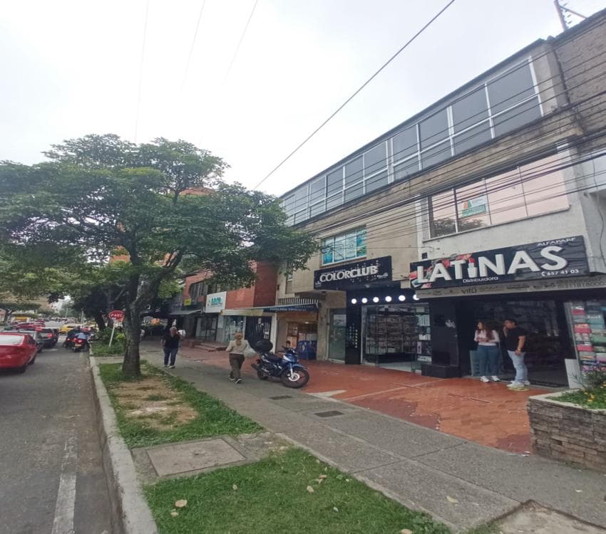 OFICINA en ARRIENDO en CABECERA