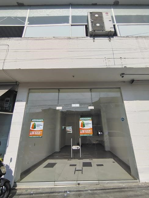 LOCAL en ARRIENDO en CENTRO