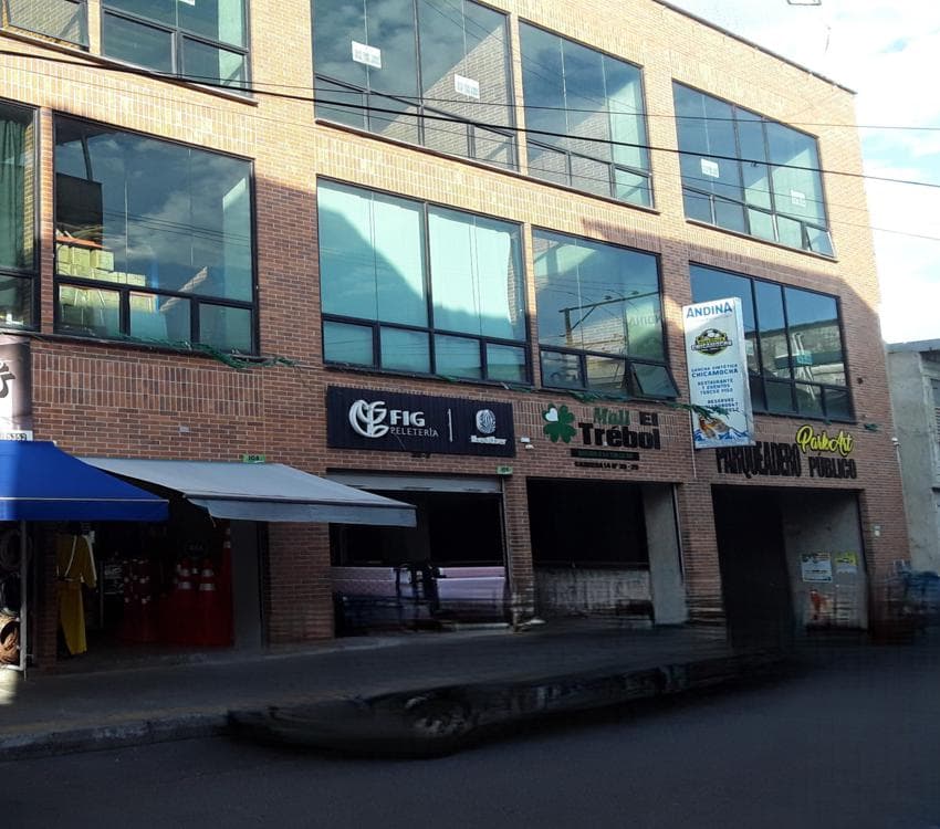 LOCAL en ARRIENDO en CENTRO