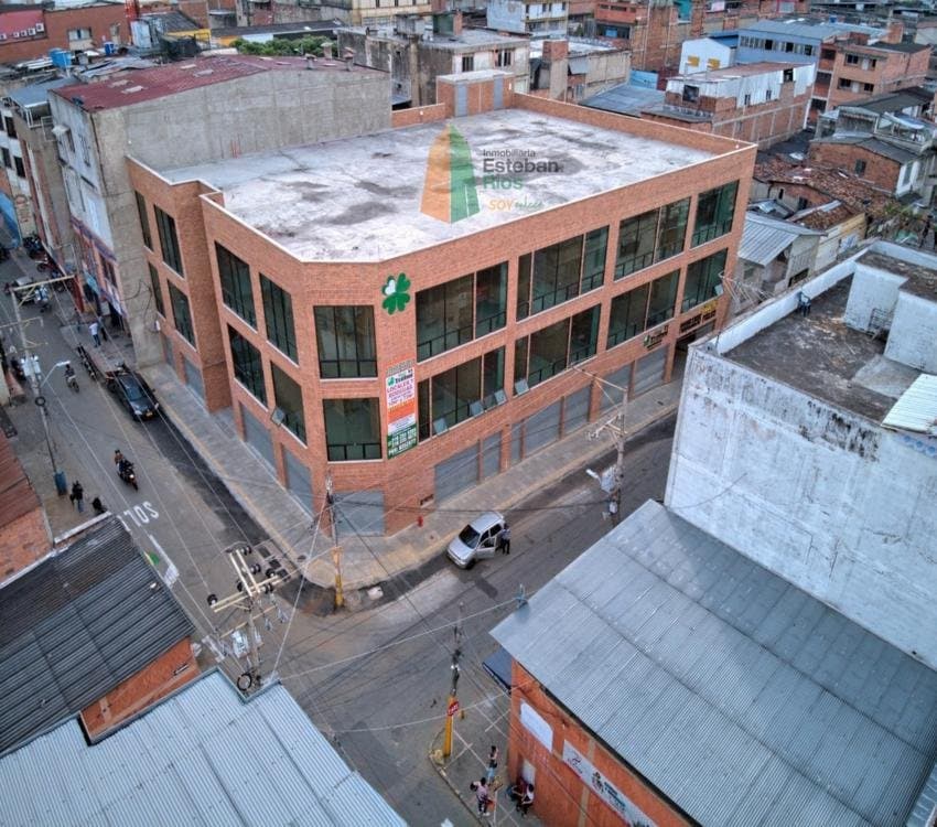 LOCAL en ARRIENDO en CENTRO