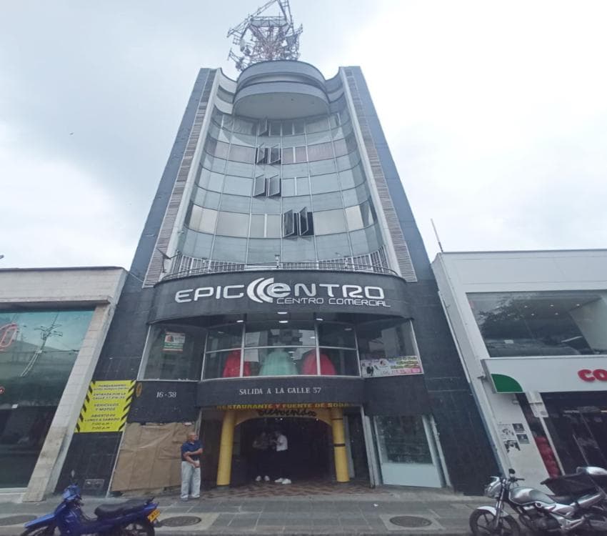 LOCAL en ARRIENDO en CENTRO