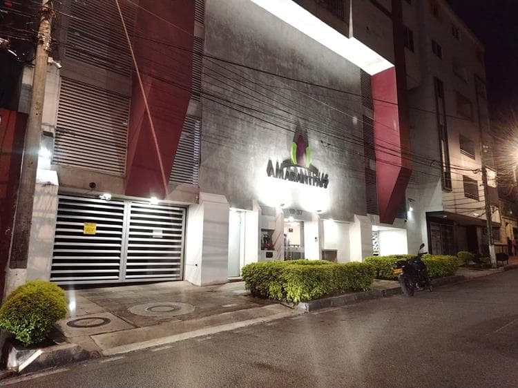 APARTAESTUDIO en ARRIENDO en COMUNEROS