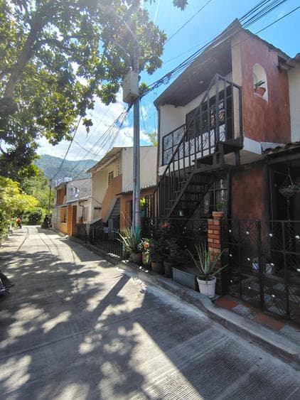 APARTAESTUDIO en ARRIENDO en LA CASTELLANA