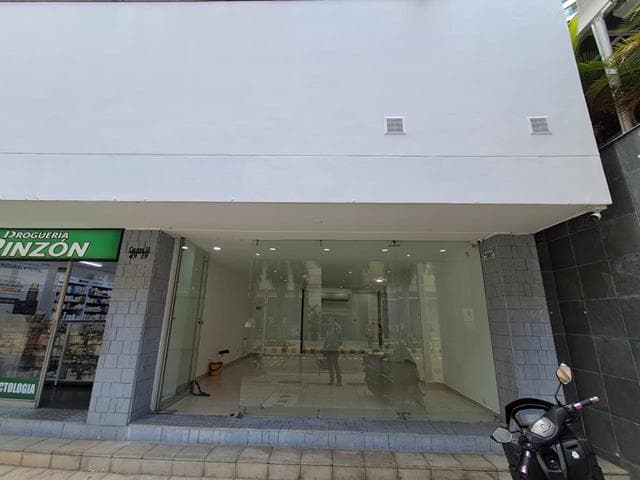 LOCAL en ARRIENDO en CABECERA DEL LLANO