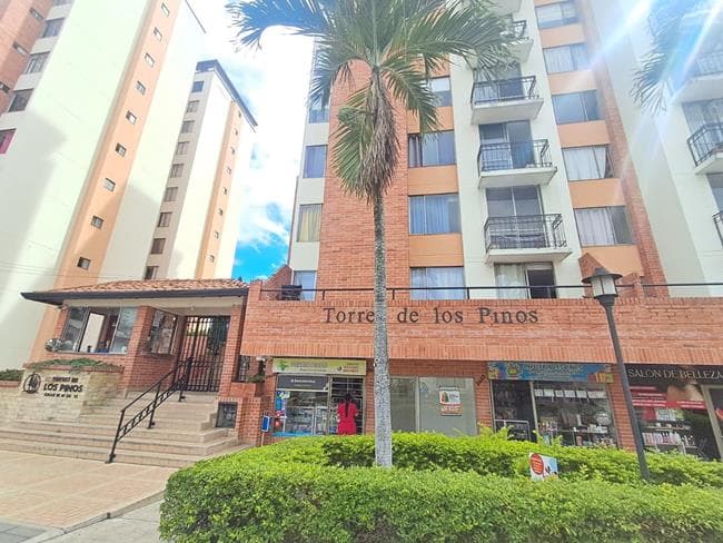 LOCAL en ARRIENDO en LOS PINOS