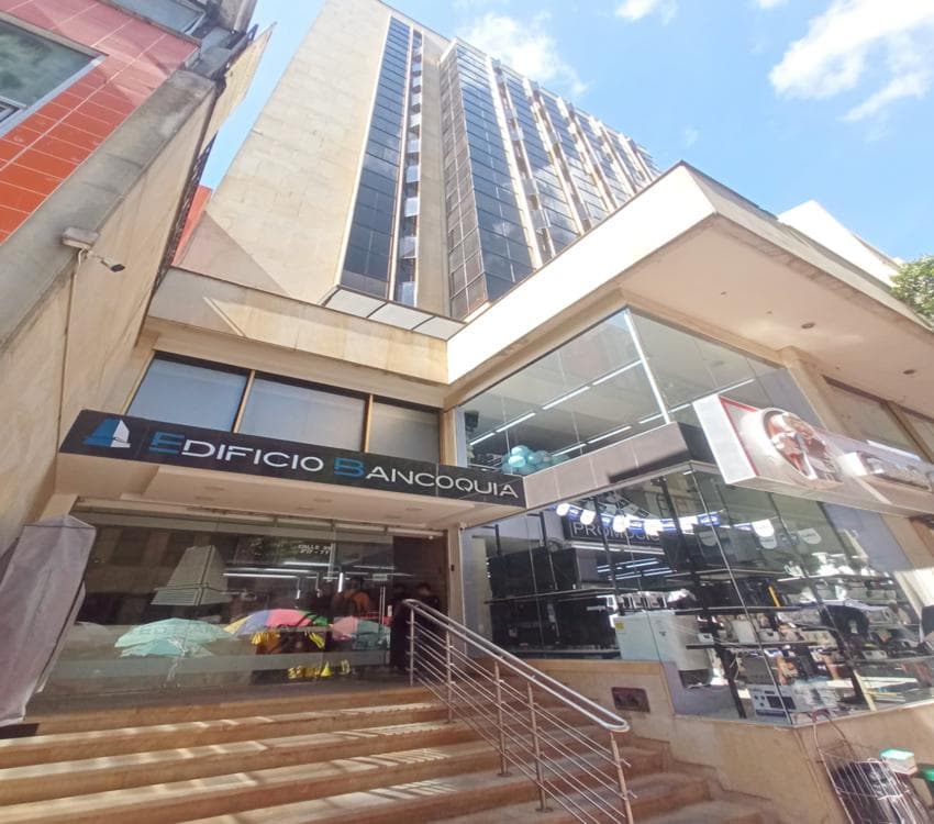 OFICINA en ARRIENDO en CENTRO