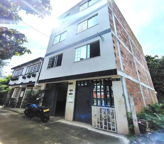 APARTAMENTO en VENTA en LOS TEJADITOS