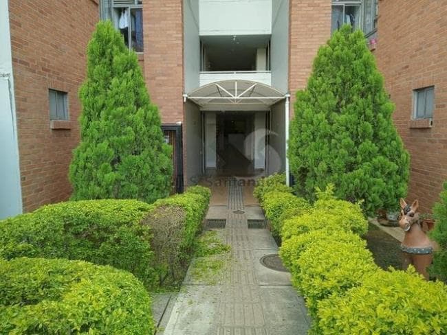 APARTAMENTO en VENTA en PASEO DEL PUENTE