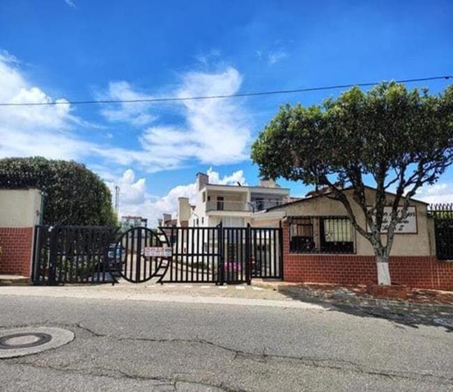CASA en VENTA en EL TEJAR
