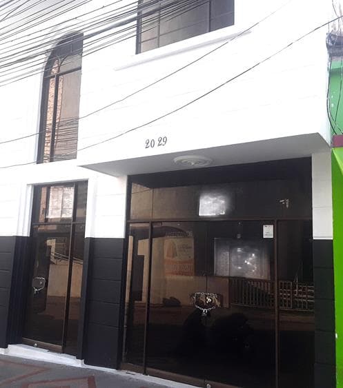 LOCAL en ARRIENDO en CENTRO