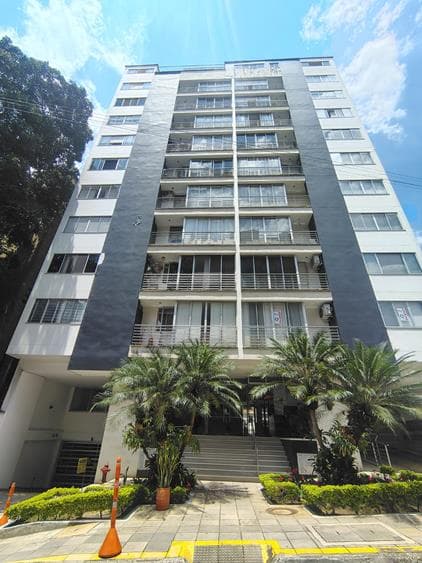 APARTAMENTO en ARRIENDO en ALTOS DE CABECERA