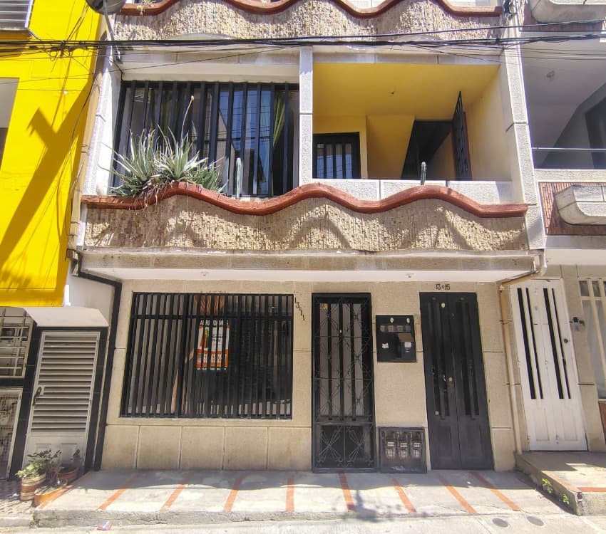 APARTAMENTO en ARRIENDO en JARDINES DE COAVICONSA