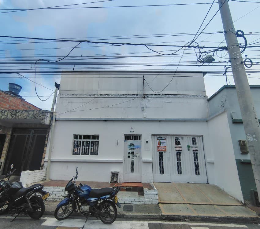 CASA-NEGOCIO en ARRIENDO en CENTRO